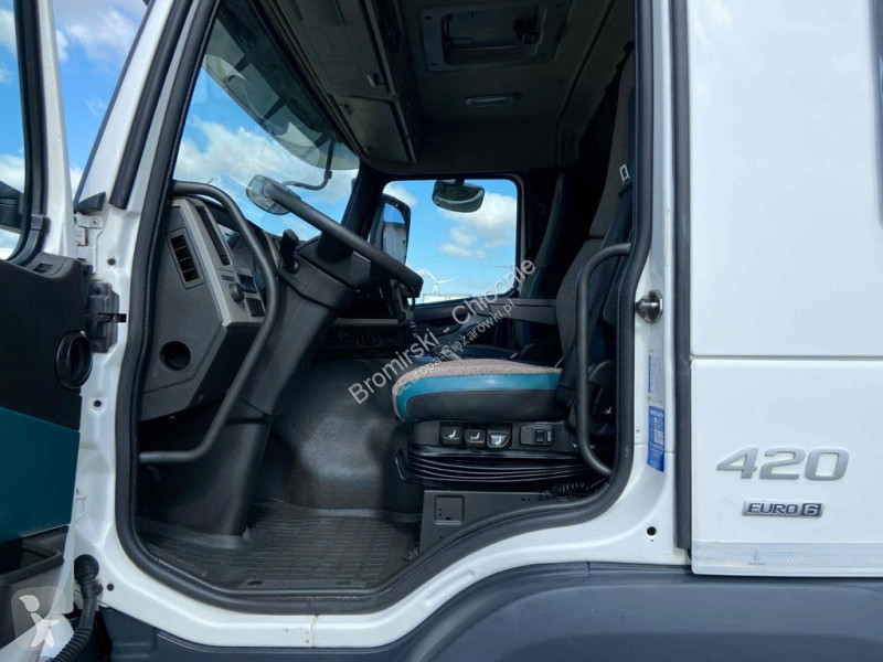 Camion Volvo 420 23 PALETTE LENK ACHSE EURO 6