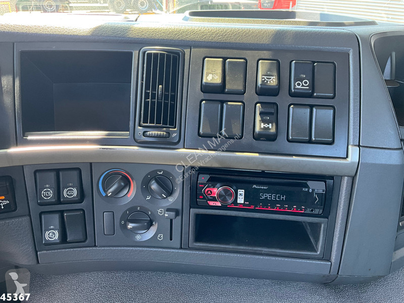 Camion Volvo AJK 20 Ton haakarmsysteem