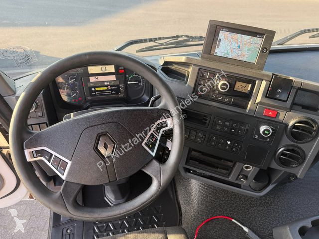 Camion Renault C26.440 Magyar 15.000L