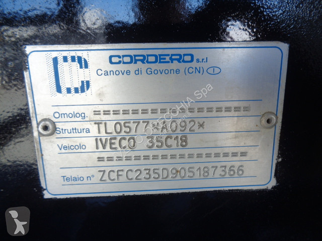 Camion Iveco DAILY 35C18