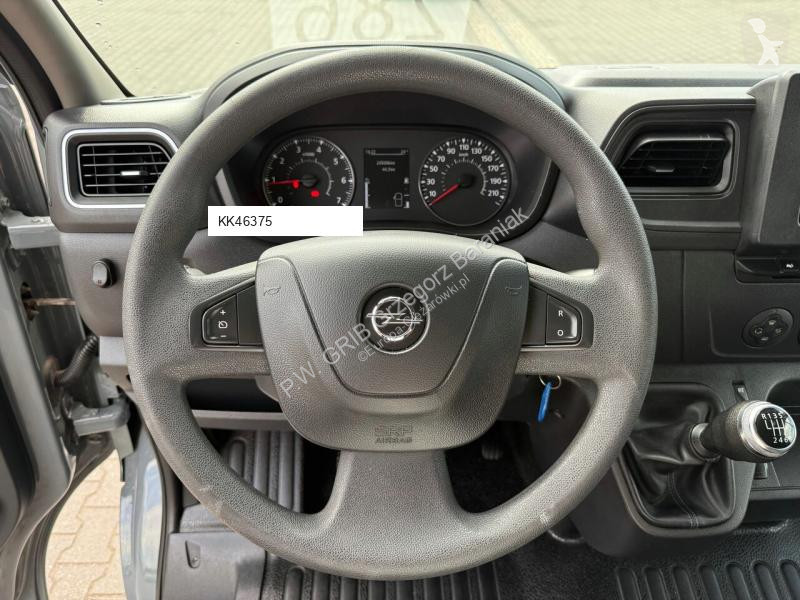 Veículo utilitário Opel 165 CDTI Plandeka 10ep...