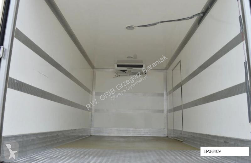 Kamion Mercedes 716 IZOTERMA REFRIGERATOR SIDE...