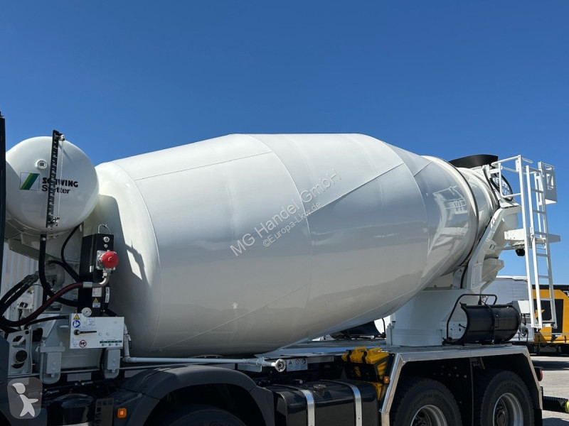 Kamion MAN 35.480 8x4, Betonmischer, Schwing...