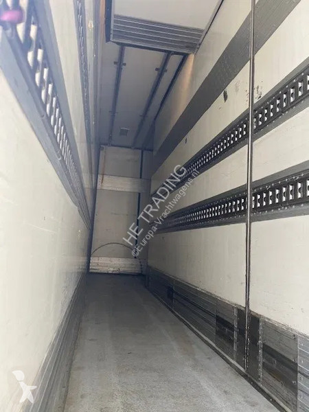 Camion Volvo 330 2 temp koelvriesbak , 760...