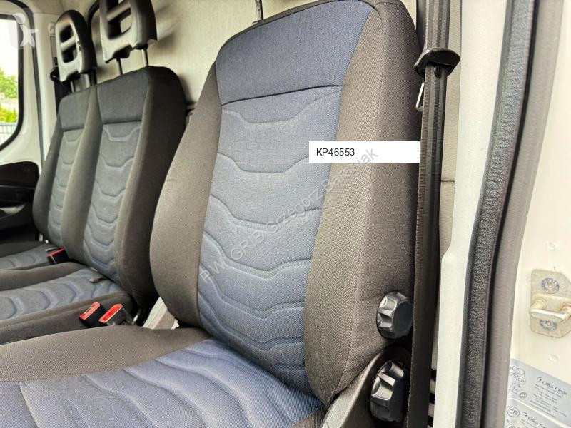 Furgoneta Iveco 35S15 3.0 Diesel Kontener 3x...