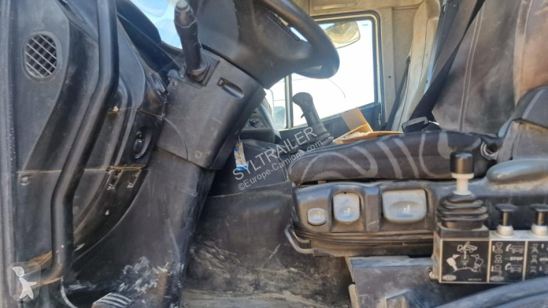 Camion Iveco 410
