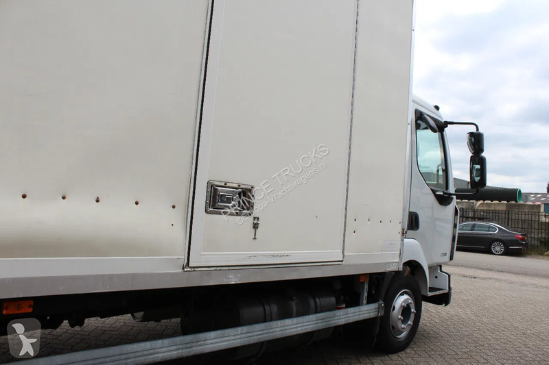 Kamion Renault 220 * EURO5 * MANUAL *