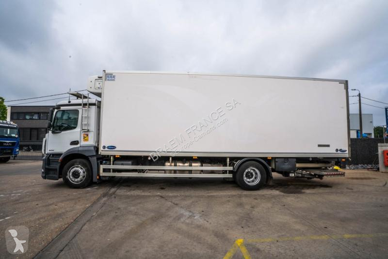 Camion Mercedes ANTOS 1833 +CARRIER SUPRA MULTI...