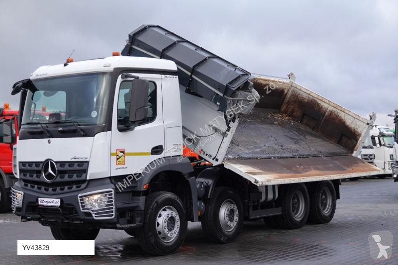 Camion Mercedes 3243
