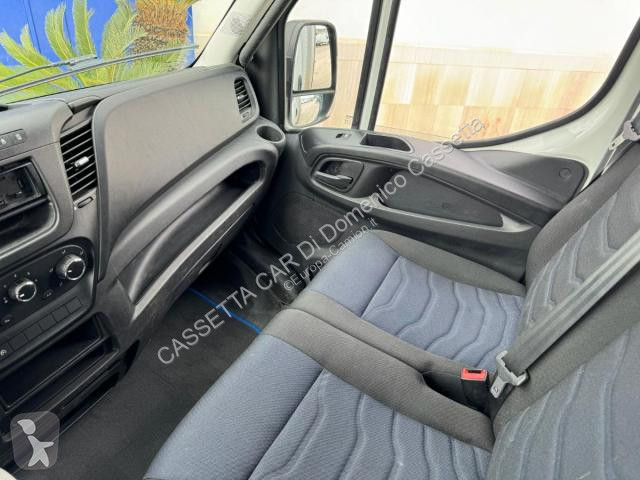 Veicolo commerciale Iveco DAILY 35C14 CON...