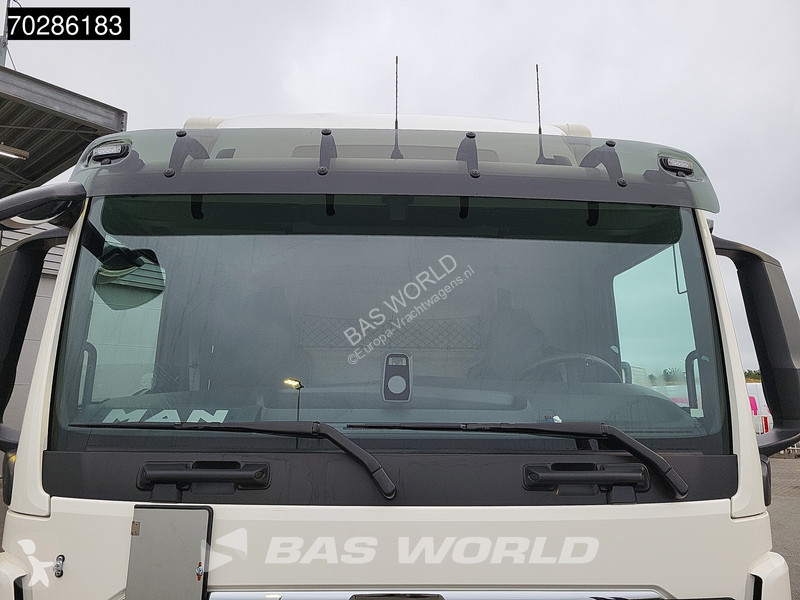 Vrachtwagen MAN 12.220 4X2 NEW! 12tonner...