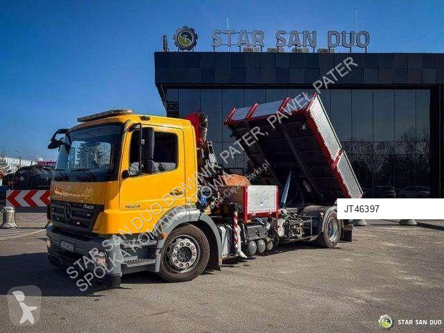 Camión Mercedes 975