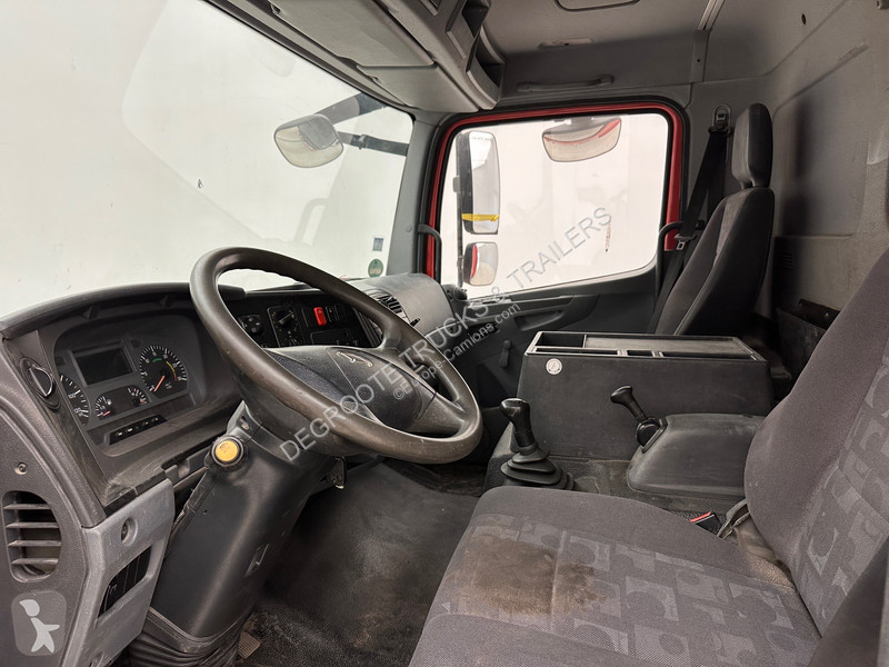 Kamion Mercedes 1218