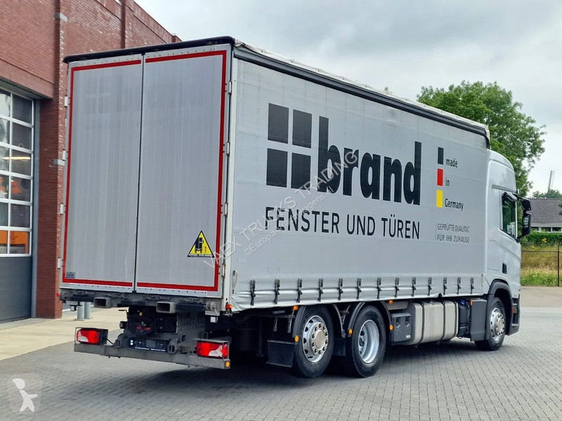 Kamion Scania 410 Highline 6x2 - Curtain sider...