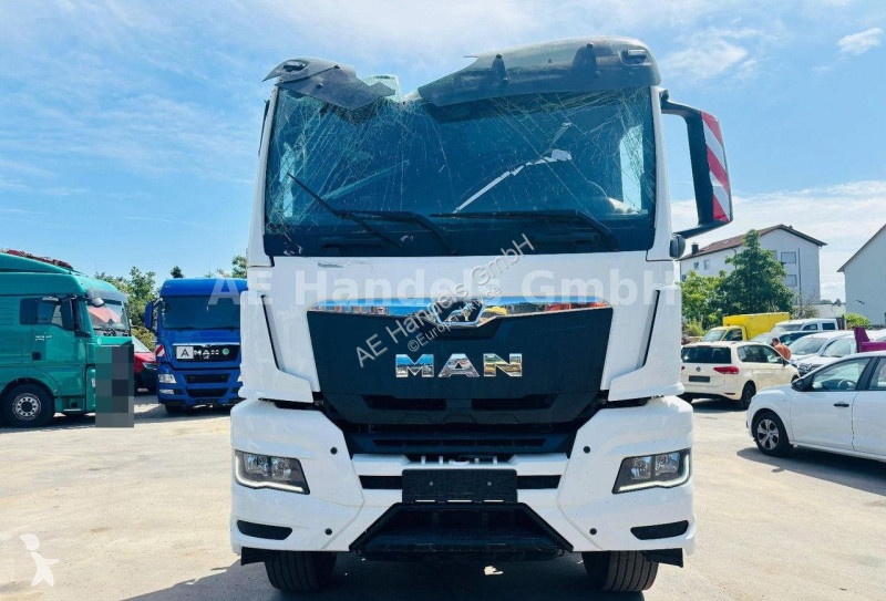Camião MAN TGS 32
