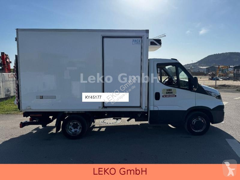 Kamion Iveco 35C12 Mit Carrier Xr 350
