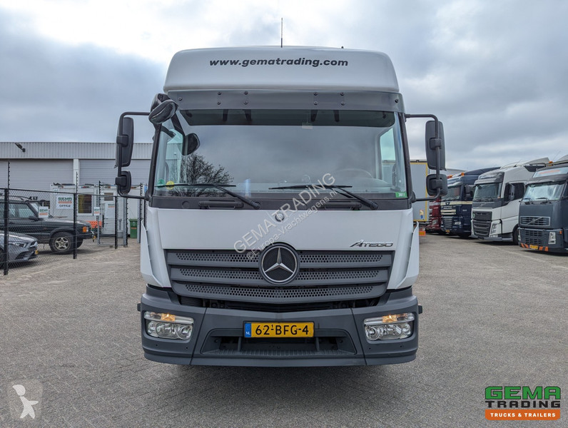 Kamion Mercedes 1321 4x2 Sleeping Cab Euro6A -...