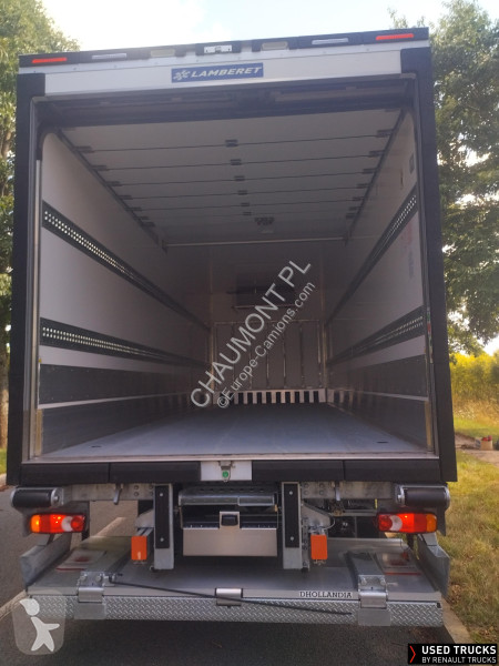 Kamion Renault D Wide