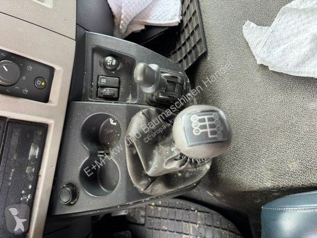 Kamion Volvo FL 250 MOTOR LÄUFT KLEINE...