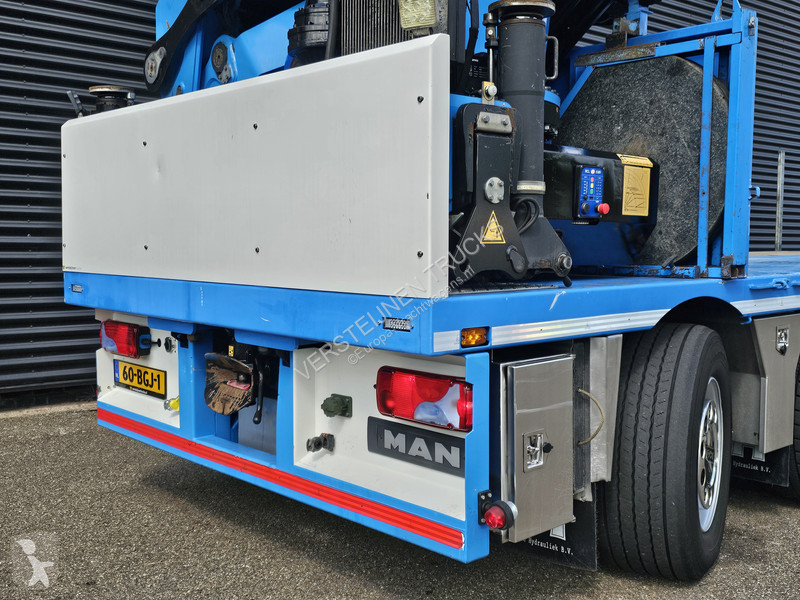 Kamion MAN 35.480 8x4-4 / HMF 85 t/m + JIB / WINCH