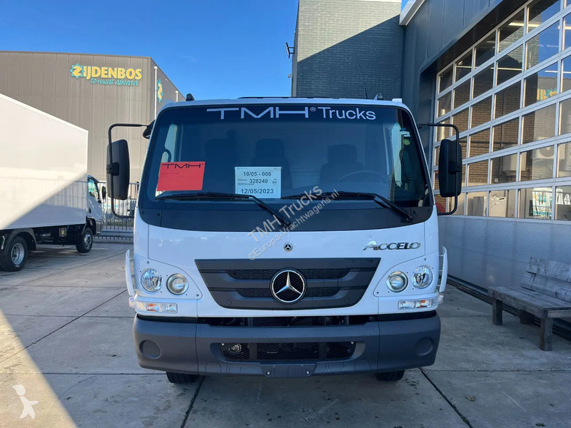 Lastbil Mercedes Accelo 915 4x2 latbed with...