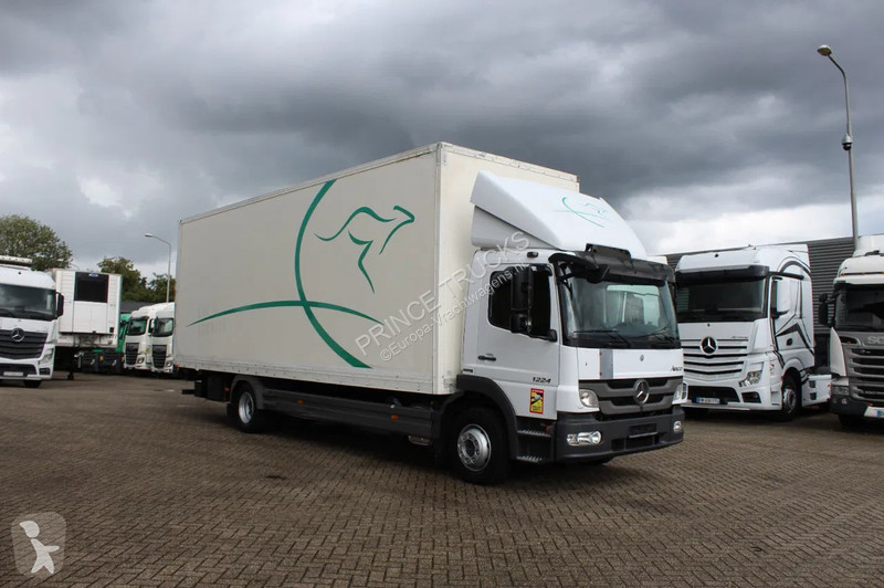 Kamion Mercedes 1224 * EURO5 * MANUAL * 1 BED *