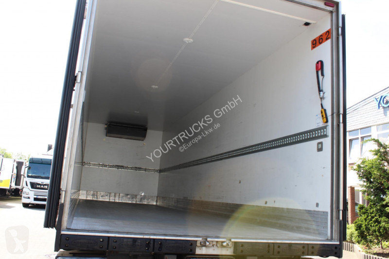 Kamion Renault D 280E6 Wide TK T000R Strom LBW...