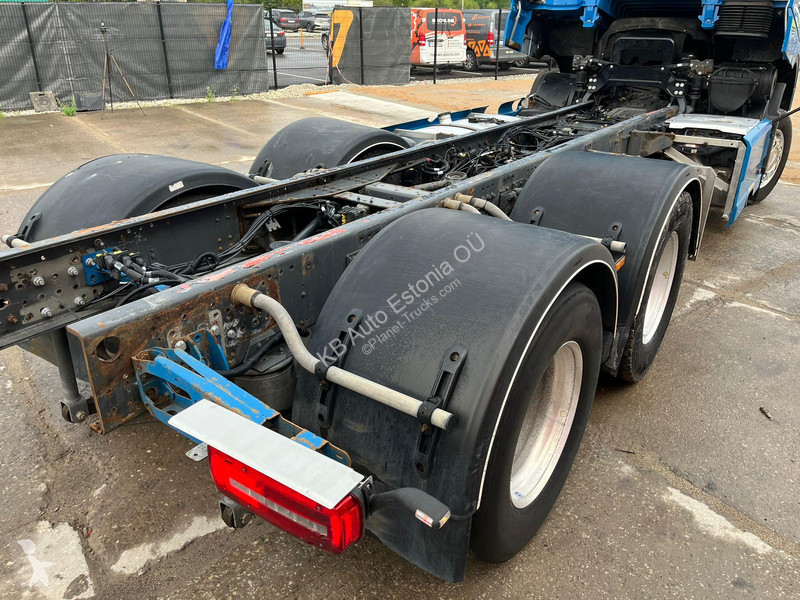 Kamion DAF 530 CHASSI L=5750