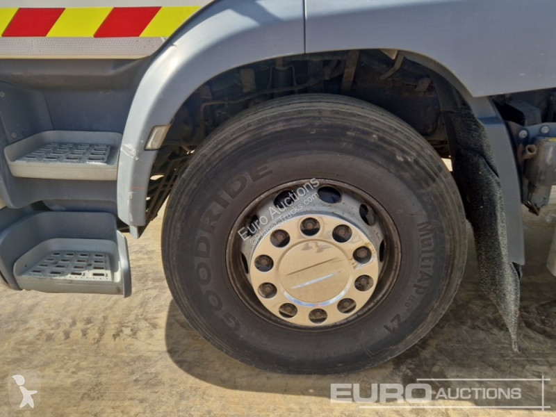 Camion  CF310
