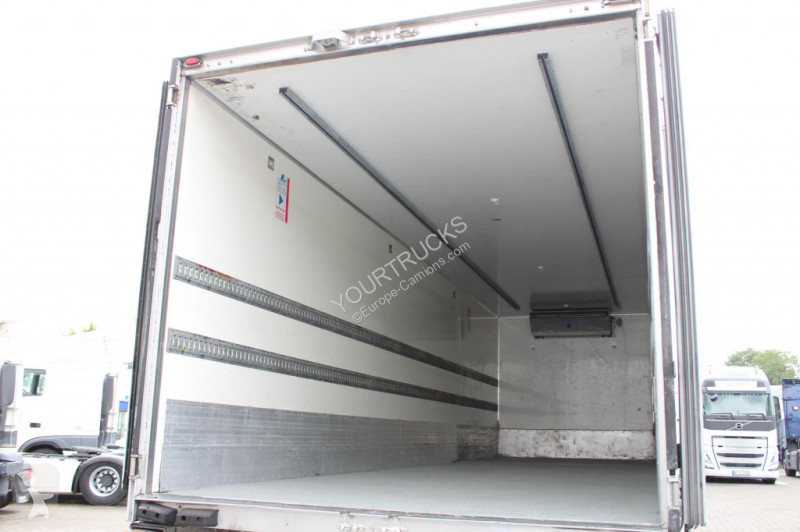 Camion Mercedes 1824 E5 Carrier Supra Türen+LBW...