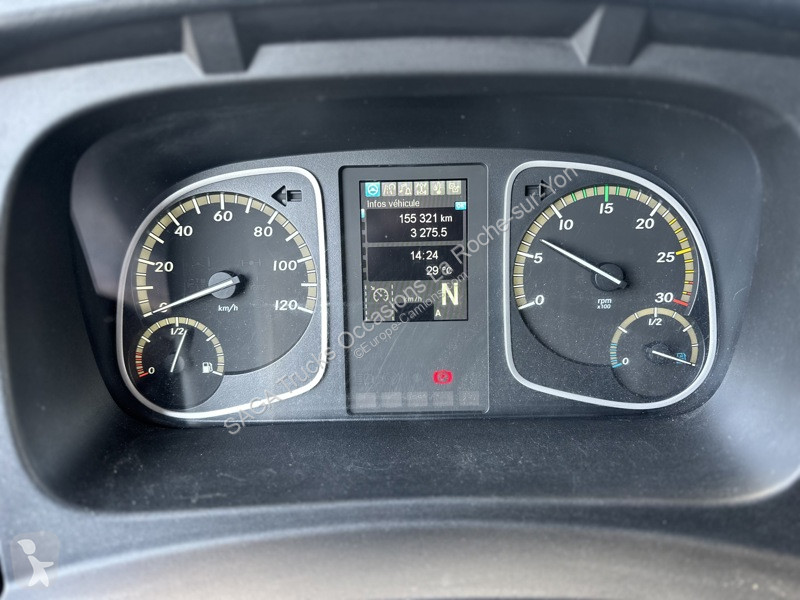 Kamion Mercedes 1218 Fourgon