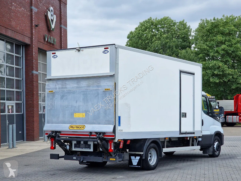 Furgoneta Iveco 70 C21 Automatic / Frigo carrie...