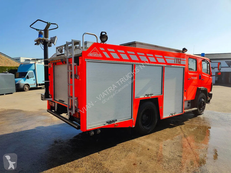 Camión Mercedes 1124 F 4x2 Feuerwehr -...