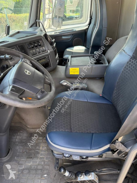 Kamion Volvo 450