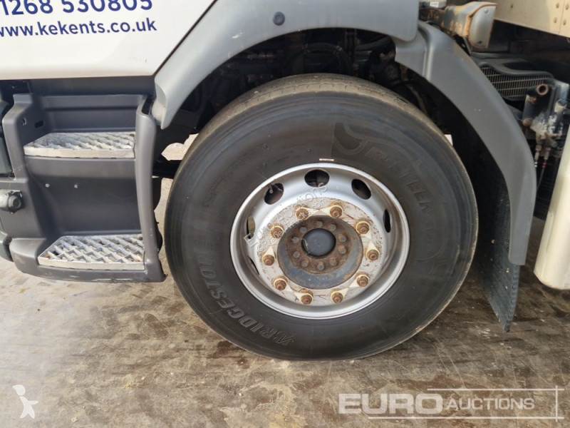 Camion Renault D18