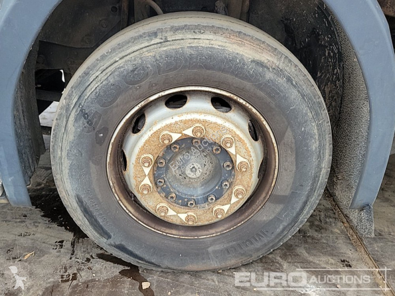 Camion  P230