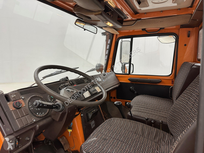 Camion Mercedes U427