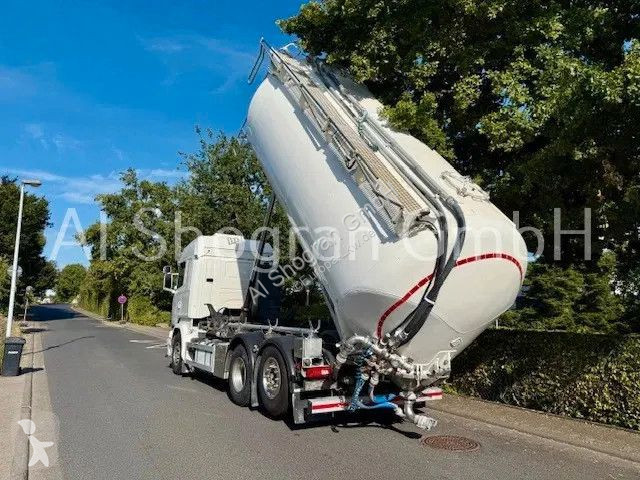 Camion Scania 580 6x2/Silo/Kompressor/etarder/3...