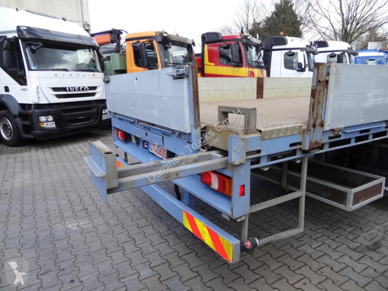 Kamion Mercedes 2533 6X2 HMF 1820 Langmaterial