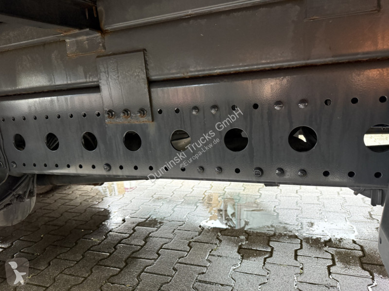Kamion Mercedes 1227 Kran MKG 96