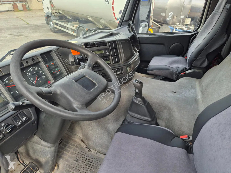 Camion Volvo 12380 15000L INSULATED INOX TANK -...