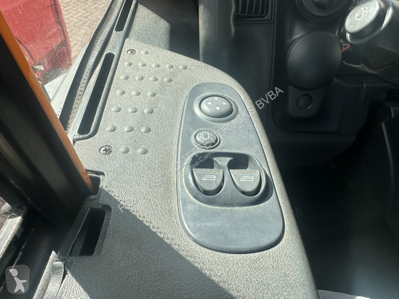 Kamion Iveco Trakker AD190T33WP 4x4 Trakker...