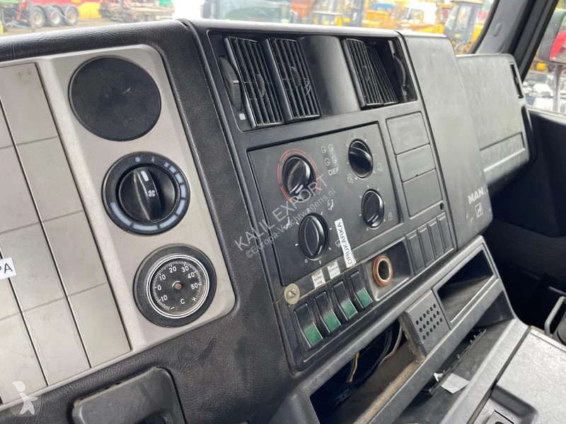 Camión MAN F2000 Fuel Tank Truck 13.580L Manual...