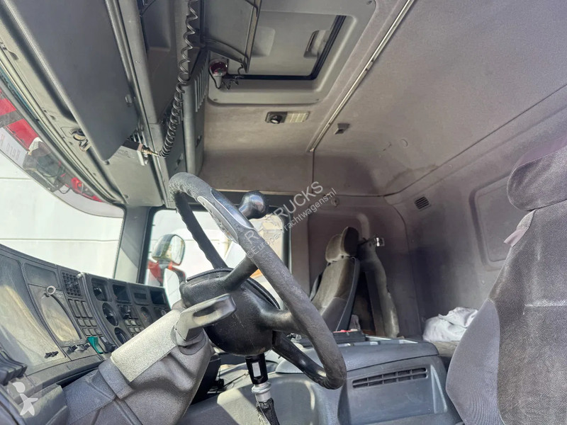 Camion Scania -400 8X2 CHASSIS MANUAL GEAR EURO 2
