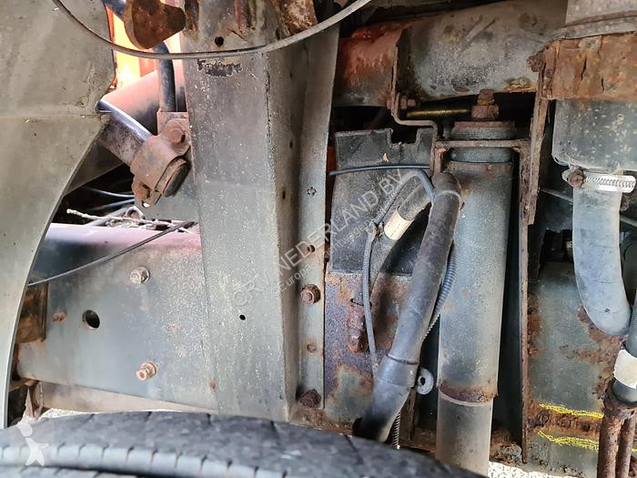 Camion Nissan 210 / Manual / full steel...