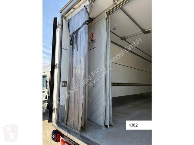Kamion Mercedes ATEGO 1527 L Kühlkoffer 7,4 m...