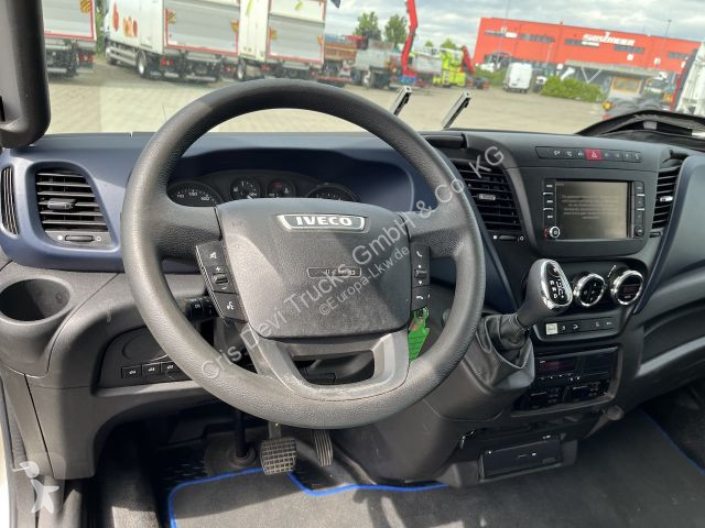 Camião Iveco 70C18 Kühlkoffer mit Ladebordwand...