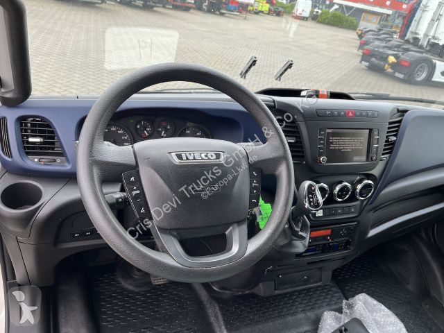 Camião Iveco 70C18 Kühlkoffer mit Ladebordwand...