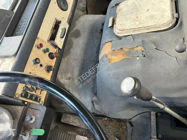 Vrachtwagen Volvo F 86 -49 S , Oldtimer for...