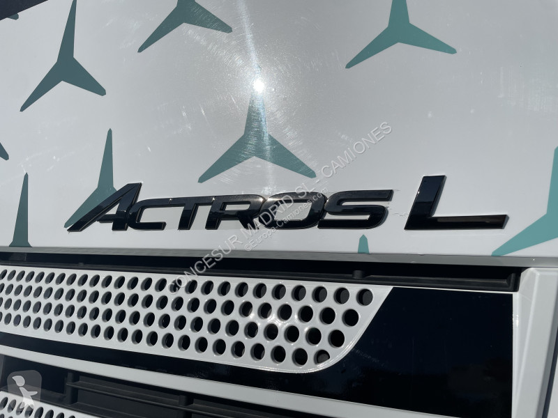شاحنة Mercedes  1851LS